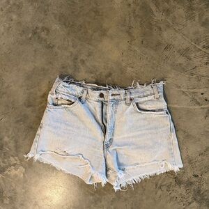 Vintage Orange Tab Levi’s shorts